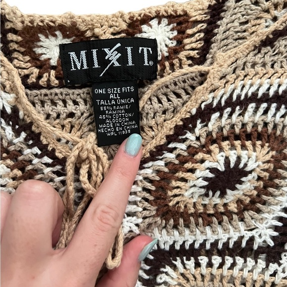 Crochet Brown & Cream Poncho Boho Knit - Picture 3 of 7